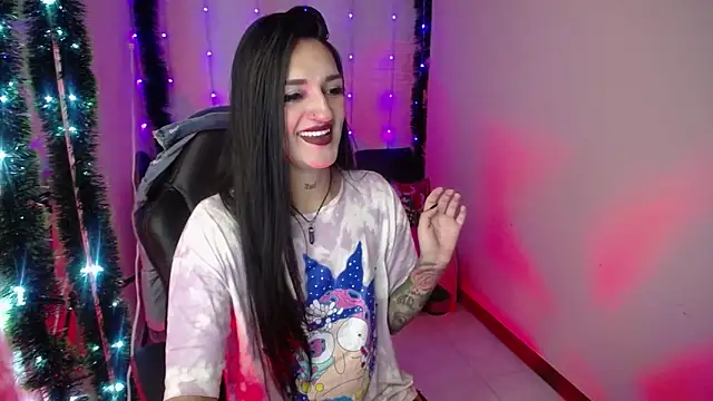 amelierouss online show from December 17, 11:59 pm