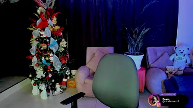 Snapshot of linda_zaam83866 chatting on January 8, 3:42 am linda zaam83866 online show from January 8, 3:42 am