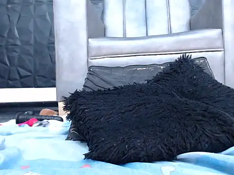 Hanna Fox 69 online show from March 14, 10:50 am