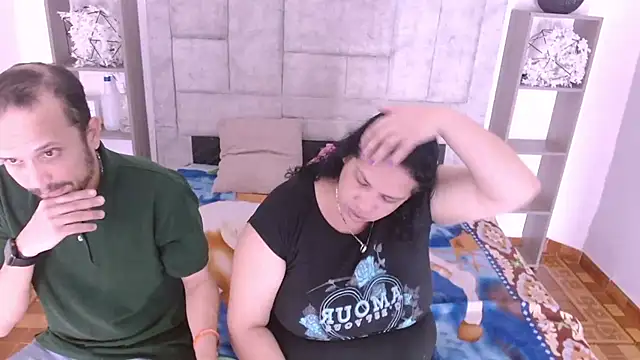 Candy and Jh0n online show from December 14, 3:01 am