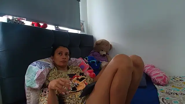 gracekelly12 online show from October 23, 1:43 pm