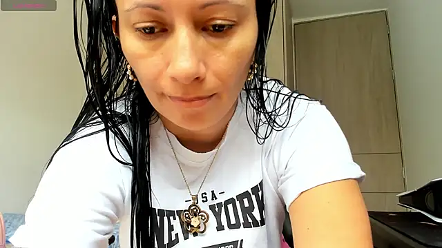 gracekelly12 online show from November 23, 3:34 pm