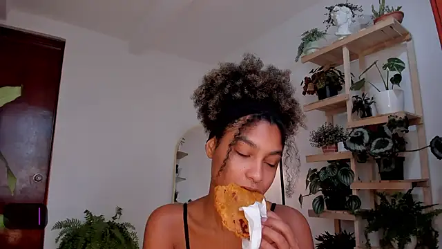 Johaphyton online show from December 4, 1:20 pm