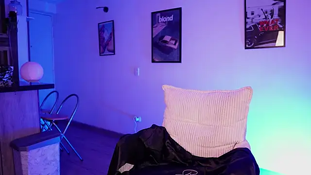 Megga Bluee online show from November 9, 11:36 pm