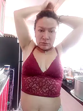 Skylar-Vox- online show from February 1, 2:45 pm