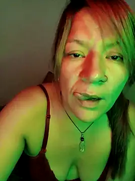 Skylar-Vox- online show from February 19, 1:40 am