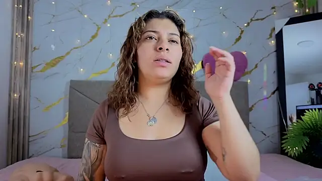 agatha 97  online show from February 20, 3:25 am