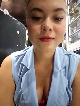 Snapshot of rapunzel069 chatting on October 30, 8:20 pm rapunzel069 online show from October 30, 8:20 pm