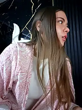 rapunzel069 online show from April 13, 10:48 pm