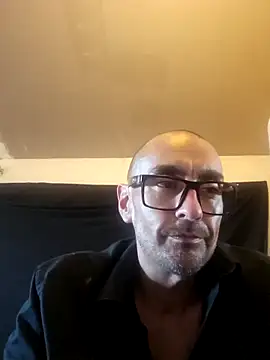 Snapshot of Pumpndeep chatting on November 10, 9:14 pm Pumpndeep online show from November 10, 9:14 pm