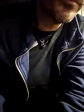 Snapshot of Pumpndeep chatting on November 21, 7:56 pm Pumpndeep online show from November 21, 7:56 pm