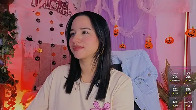 emilyrouxe online show from October 21, 2:51 pm