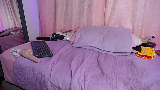 LiliR-Matheus online show from December 5, 9:28 am