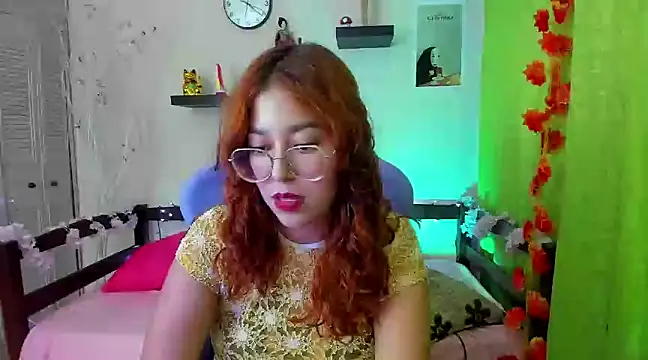 Snapshot of _Moon_Johnson chatting on February 11, 11:22 pm  Moon Johnson online show from February 11, 11:22 pm