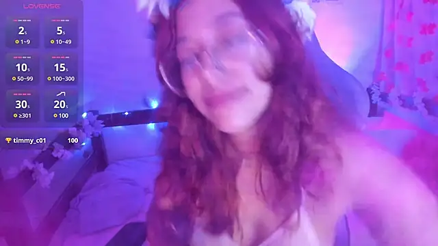 Snapshot of _Moon_Johnson chatting on March 23, 3:54 am  Moon Johnson online show from March 23, 3:54 am