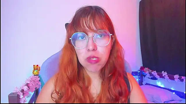 Snapshot of _Moon_Johnson chatting on November 4, 1:27 am  Moon Johnson online show from November 4, 1:27 am