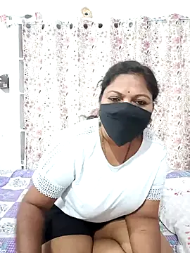 Ramya-Lovely online show from February 1, 10:02 pm