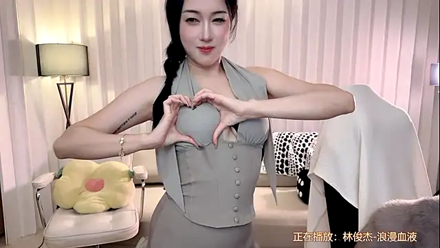 K-moumou online show from October 10, 3:33 pm