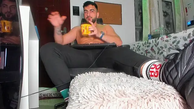 Snapshot of welcometo_hell chatting on December 2, 11:45 pm welcometo hell online show from December 2, 11:45 pm