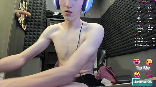 Snapshot of bambelbye chatting on December 15, 8:58 pm bambelbye online show from December 15, 8:58 pm