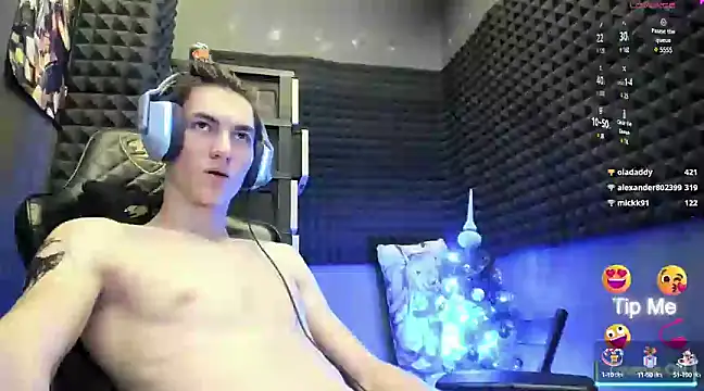 Snapshot of bambelbye chatting on December 26, 12:46 am bambelbye online show from December 26, 12:46 am