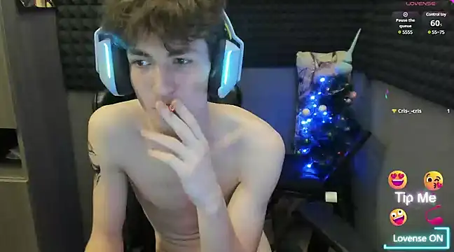 Snapshot of bambelbye chatting on December 28, 7:01 pm bambelbye online show from December 28, 7:01 pm