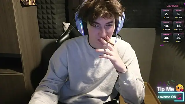 Snapshot of bambelbye chatting on February 23, 5:07 pm bambelbye online show from February 23, 5:07 pm