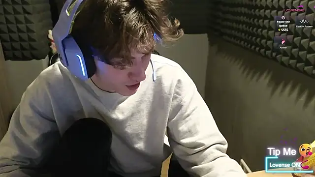 Snapshot of bambelbye chatting on February 25, 5:36 pm bambelbye online show from February 25, 5:36 pm