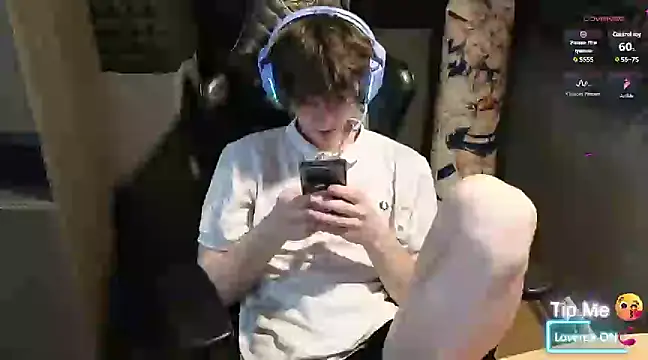 Snapshot of bambelbye chatting on March 12, 9:24 pm bambelbye online show from March 12, 9:24 pm