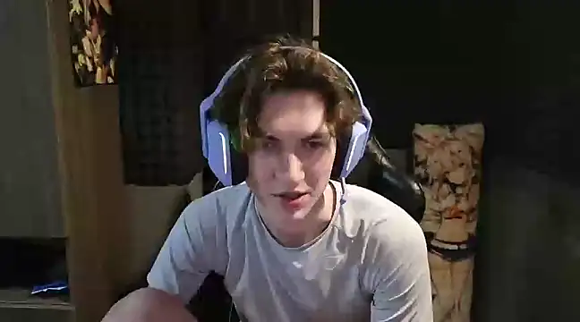 Snapshot of bambelbye chatting on March 16, 10:09 pm bambelbye online show from March 16, 10:09 pm