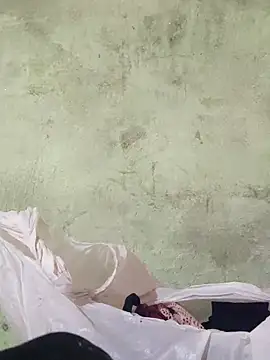 Snapshot of moreninha_hoott chatting on January 15, 7:01 pm moreninha hoott online show from January 15, 7:01 pm