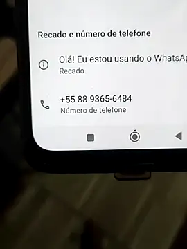 Snapshot of moreninha_hoott chatting on March 4, 12:33 pm moreninha hoott online show from March 4, 12:33 pm