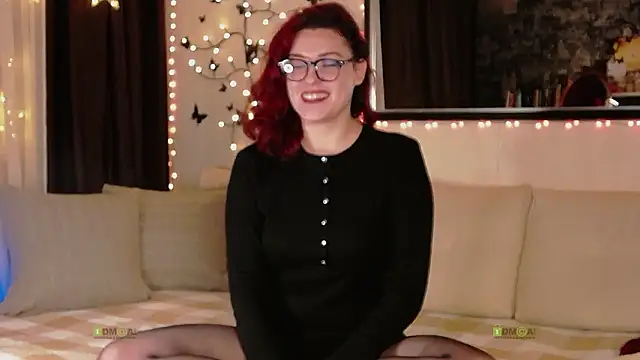 Snapshot of Alysta chatting on February 4, 2:28 am Alysta online show from February 4, 2:28 am