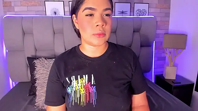 EmmaBecket2 online show from January 17, 4:39 am