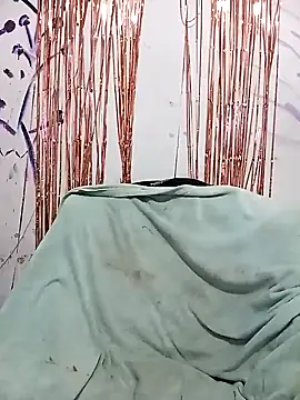 Snapshot of Daniela518 chatting on January 15, 2:06 am Daniela518 online show from January 15, 2:06 am