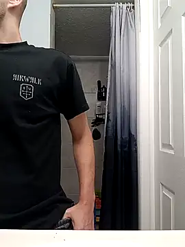 Snapshot of tryinitoutagain chatting on December 13, 6:53 am tryinitoutagain online show from December 13, 6:53 am