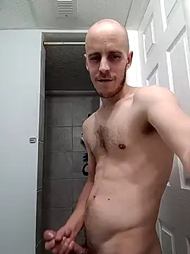 Snapshot of tryinitoutagain chatting on December 21, 2:19 am tryinitoutagain online show from December 21, 2:19 am