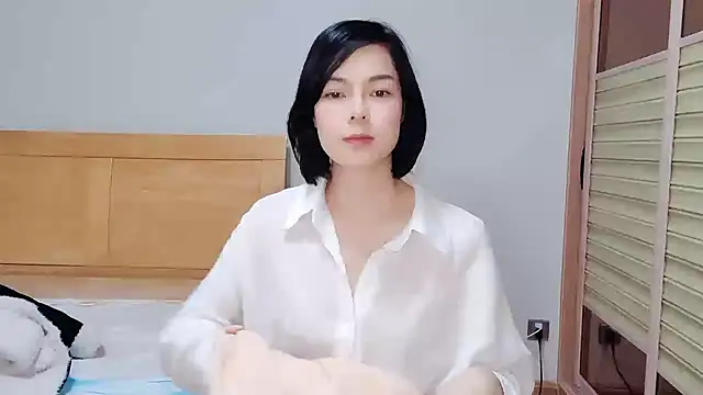 Linda-LL online show from February 13, 8:38 am