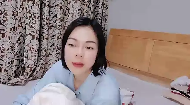 Linda-LL online show from February 20, 5:55 am