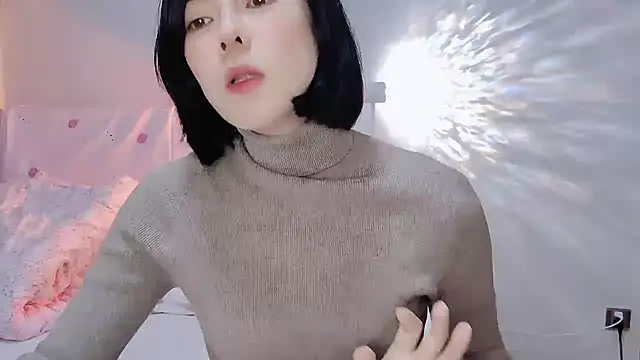 Linda-LL online show from March 9, 11:47 am