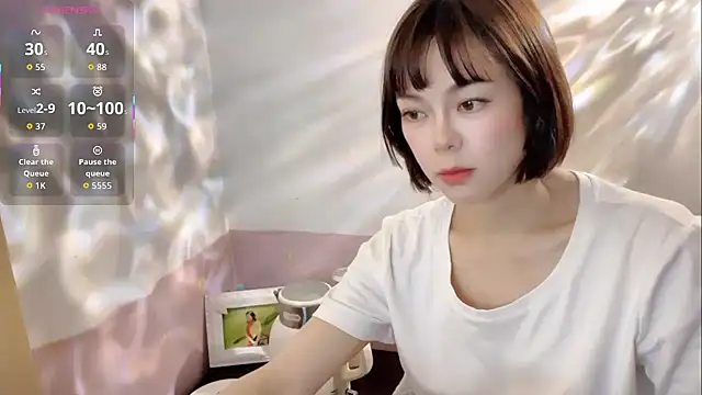 Linda-LL online show from October 20, 6:03 am