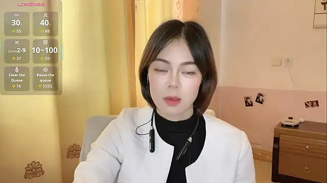 Linda-LL online show from March 28, 5:07 am