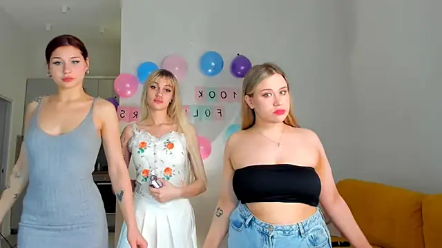 lina x x online show from January 18, 3:59 pm