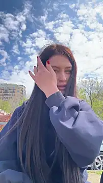 KikiWatson online show from April 15, 7:59 am