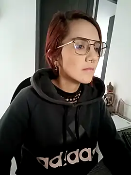 your red rose  online show from January 13, 7:31 pm