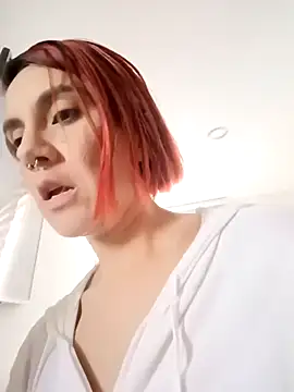 your red rose  online show from January 19, 5:49 pm