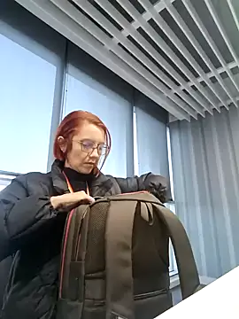 your red rose  online show from January 30, 11:55 am