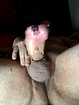 Snapshot of Kommen7472 chatting on December 15, 4:22 pm Kommen7472 online show from December 15, 4:22 pm