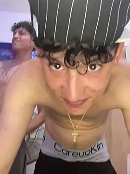 Snapshot of LatinBoysxxx chatting on January 24, 6:46 pm LatinBoysxxx online show from January 24, 6:46 pm