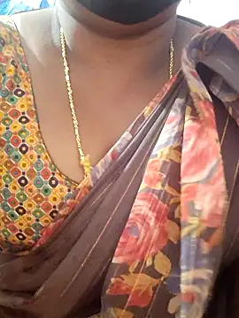 Snapshot of sana14 chatting on October 12, 3:49 am sana14 online show from October 12, 3:49 am